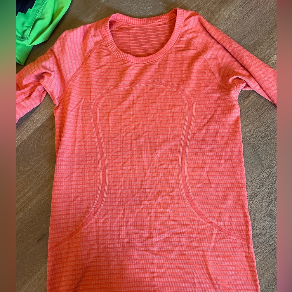 Long sleeve lululemon swiftly tech